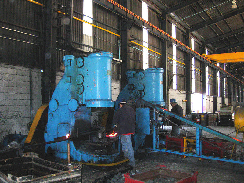C41-560 kg pneumatic forging hammer Forging steel ball