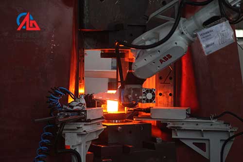 pneumatic power forging hammer for steel ball making