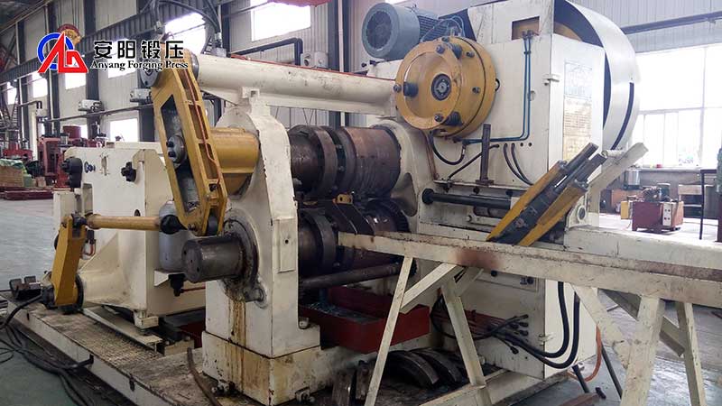 blank forging machine